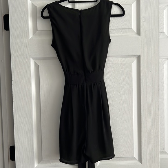 Romper with tie - Picture 4 of 5